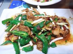 -鲁南仔·滕州炒鸡(经三路店)