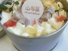 -山与蓝·轻糖鲜果蛋糕(勒泰店)