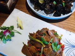 -云海肴·汽锅鸡·云南菜(天山百盛优客店)