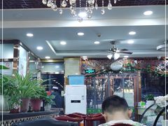 大堂-新疆美食兰州拉面家常菜