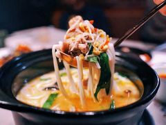 云南过桥米线-云海肴·汽锅鸡·云南菜(高德置地店)