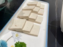 -鼎泰亨·海鲜牛肉餐厅(滨江店)