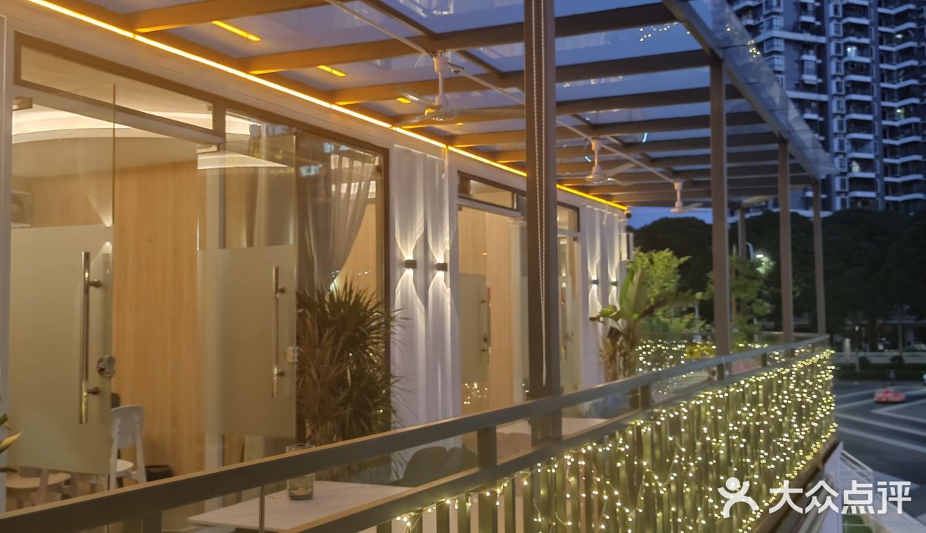 烤鱼+精酿 今晚不想睡[吐]