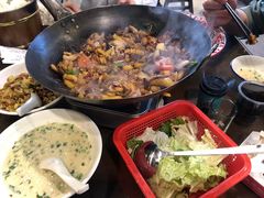 -富正毅三下锅·湘西韵味(天门山索道店)