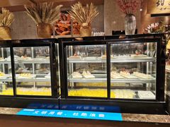 面包甜点陈列柜-韩京炭火烤肉自助料理(柯桥万达店)