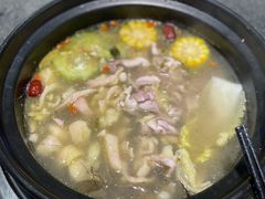 -野迹·石橄榄鸡·烧烤(新洲店)