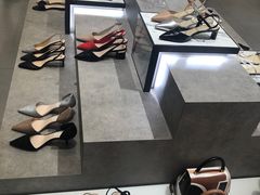 -CHARLES&KEITH(城西银泰店)