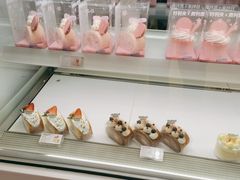 -好利来(鞍山站前店)