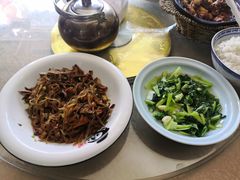-临街徽菜馆·正宗黄山味