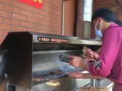 -维吾尔餐厅(宜山路店)