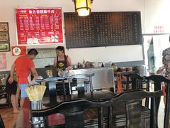 大堂-乐山食古香跷脚牛肉