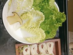-红鼎豆捞·非遗鲍皇汤火锅(宝丰路店)