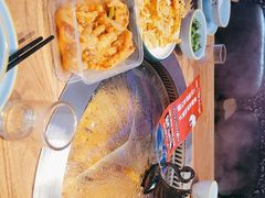 -山河屯铁锅炖·非遗东北菜(南山店)