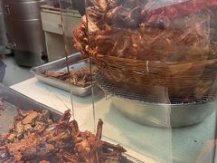 -佬钱湾仔(衣裳街店)