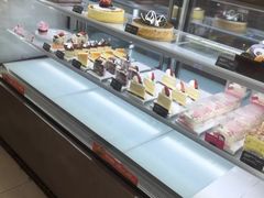 面包甜点陈列柜-BreadTalk面包新语(龙之梦购物中心莘庄店)