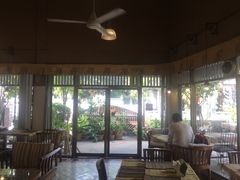 -Cafe de Thaan Aoan