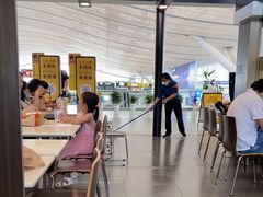 -麦当劳(深圳北站高铁店)