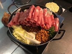 部队锅-MI WU FACTORY米屋美食工厂餐厅(绿地店)