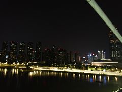 -南京眼步行桥