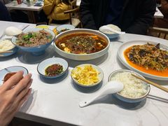 -犇逸·乐山跷脚牛肉·四川现炒(览海店)