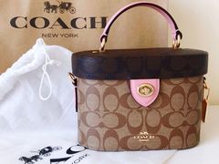 -COACH蔻驰(百联奥特莱斯店)