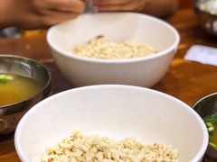 手掰馍-刘信牛羊肉泡馍小炒(回民街店)