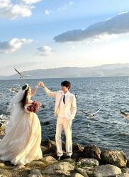 -雪中彩影婚纱摄影·微光艺术中心