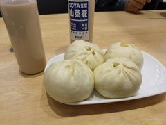-李与白包子铺(桐梓林店)