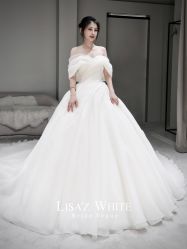 -Renee芮亦婚纱(原丽莎)