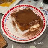 不爱吃米饭的我都吃了好多口。然后菠萝包！