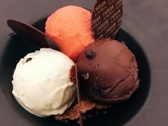 -Salon de The de Joel Robuchon(外滩18号店)