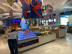 自助取餐区-帝企鹅自助餐厅•儿童岛•真企鹅(长隆企鹅酒店)