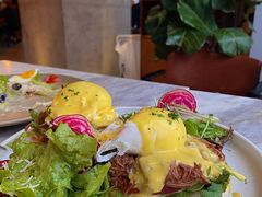 疯狂手撕牛肉班尼迪克蛋-The Rug Cafe(王府中环店)