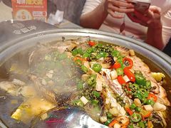 -令狐冲·炭烤活鱼(宝龙店)