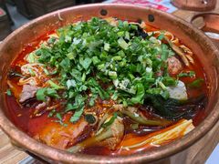 -成都你六姐·牛肉冒菜(信泰中心商场店)