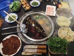 -重庆风光老灶火锅城(同德广场店)