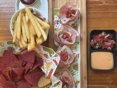 -Famous肥猫墨西哥音乐餐吧(五棵松华熙LIVE店)