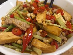 -独一佳老胡湘菜馆(高新店)