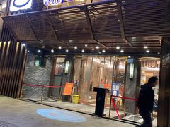 门面-忘情水鱼头·鲜鱼火锅(滨江中路店)
