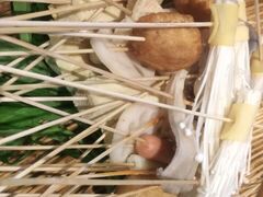 -马路边边串串香(双井直营店)