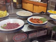 -钱小主·自助回旋烤肉火锅餐厅(东方新天地店)