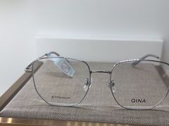-翰佐蔡司小乐圆·依视路星趣控·暴龙眼镜折扣店