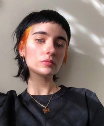 -AYO SALON