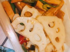 -八一路好吃街(雨田商务大厦店)