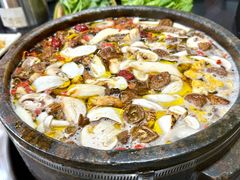 -鲁朗石锅城·松茸天麻石锅鸡