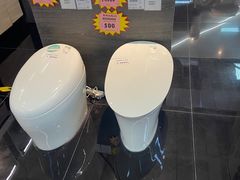 -百安居装修建材卖场(泰然店)