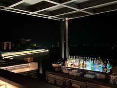 -瑰丽酒店·海吧·天际下午茶·现场DJ·天台酒吧