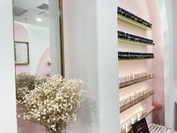 -花系美·美甲美睫精品店