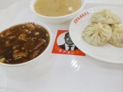 -陈寔包子王·卤煮小肠·京味小吃(龙潭店)