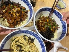 -沪西老弄堂面馆(定西路店)